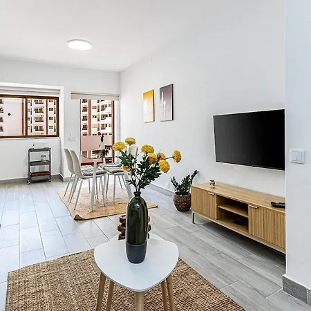 One-bedroom Within Walking Distance Of Da Rocha And Marina De * 포티마오